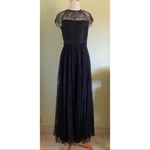 Carmen Marc Valvo Black Formal Dress